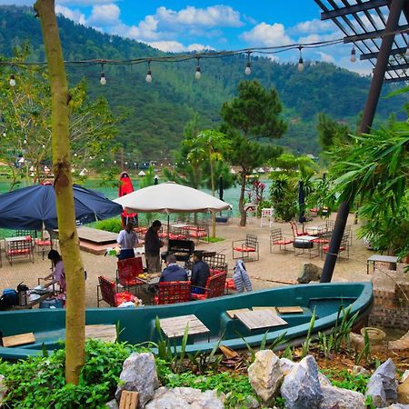 Gisy Lake Containers House ハノイ市 エクステリア 写真